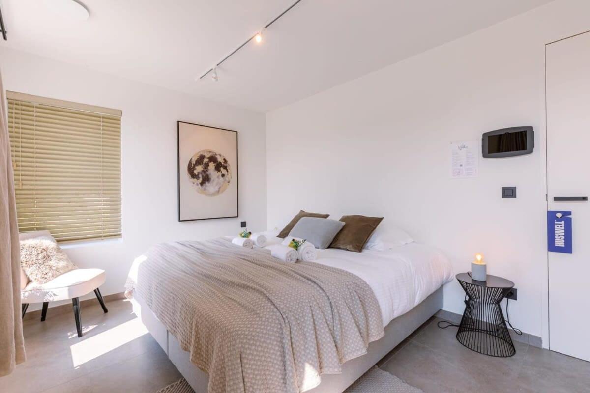 Huswell - Lord - Charming Double Room At Ranch "De Blauwe Zaal" Brygge Exteriör bild